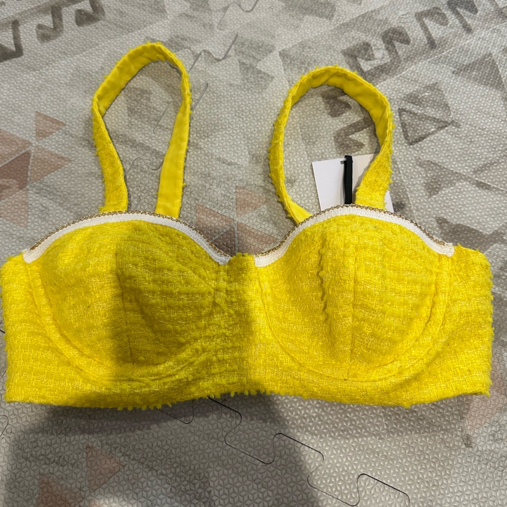 Revolve Top - Picture 5 of 8